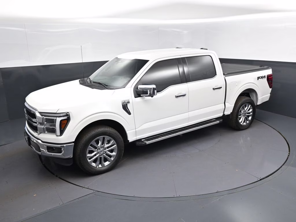 2025 White Metallic Ford F-150 Lariat 4X4 Truck