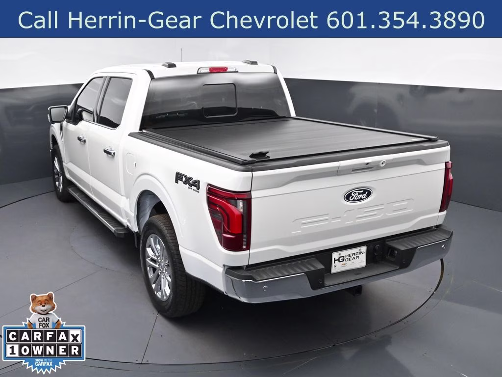2025 White Metallic Ford F-150 Lariat 4X4 Truck