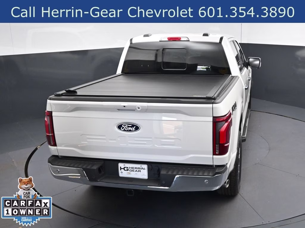 2025 White Metallic Ford F-150 Lariat 4X4 Truck