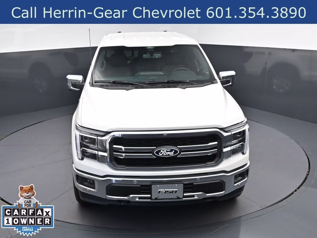 2025 White Metallic Ford F-150 Lariat 4X4 Truck