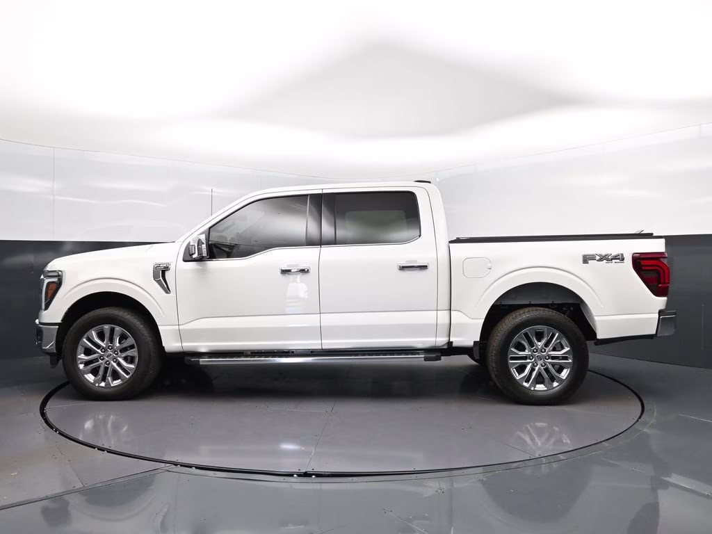 2025 White Metallic Ford F-150 Lariat 4X4 Truck