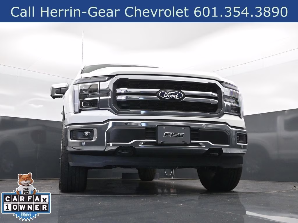 2025 White Metallic Ford F-150 Lariat 4X4 Truck
