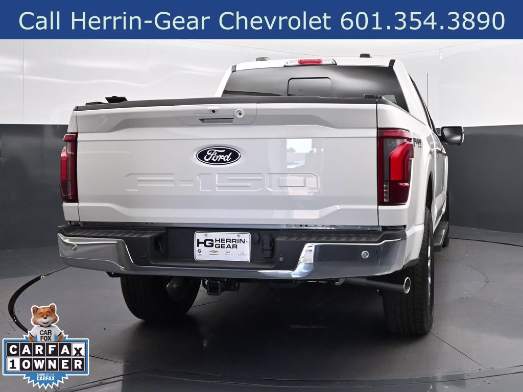 2025 White Metallic Ford F-150 Lariat 4X4 Truck