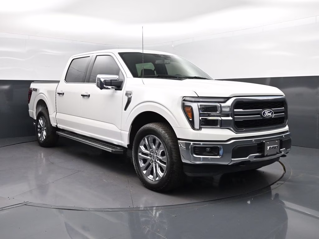 2025 White Metallic Ford F-150 Lariat 4X4 Truck
