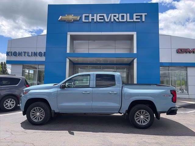 2026 Snowdrift Metallic Chevrolet Colorado LT 4X4 Truck