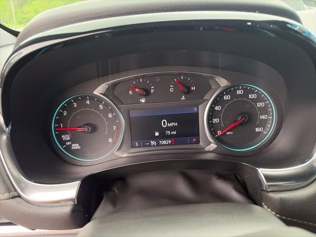 2023 Sterling Gray Metallic Chevrolet Traverse LT Leather AWD SUV