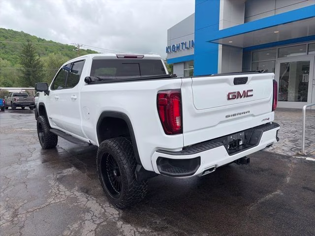 2021 Summit White GMC Sierra 1500 AT4 4X4 Truck