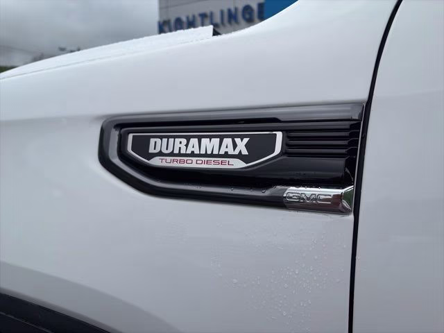 2021 Summit White GMC Sierra 1500 AT4 4X4 Truck