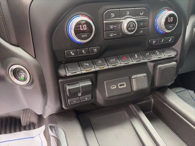 2021 Summit White GMC Sierra 1500 AT4 4X4 Truck