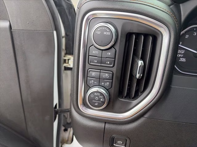 2021 Summit White GMC Sierra 1500 AT4 4X4 Truck