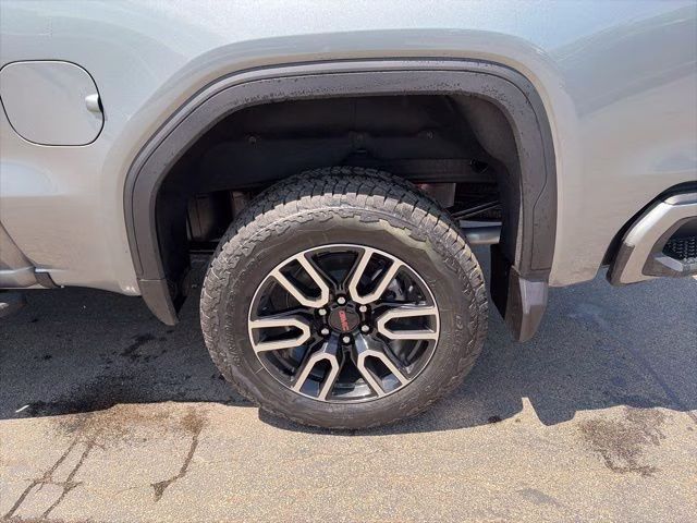 2026 Sterling Metallic GMC Sierra 1500 AT4 4X4 Truck