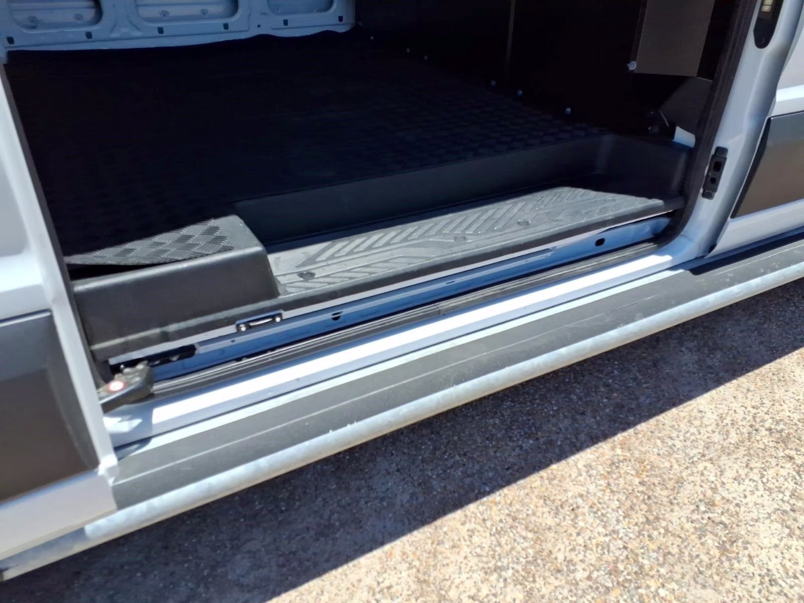 2025 Oxford White Ford Transit-250 Base RWD Van
