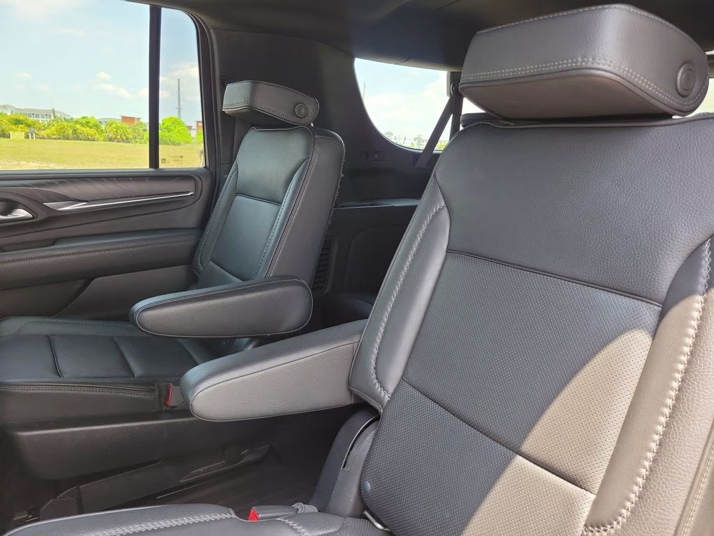 2022 Summit White GMC Yukon XL Denali 4X4 SUV