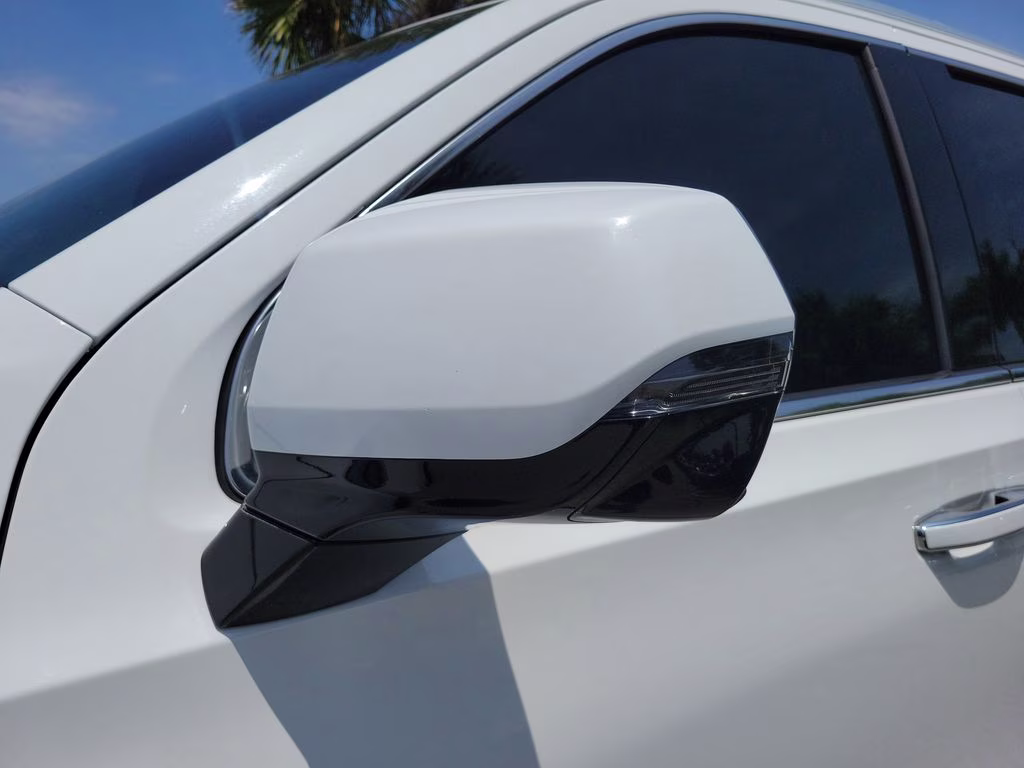 2022 Summit White GMC Yukon XL Denali 4X4 SUV