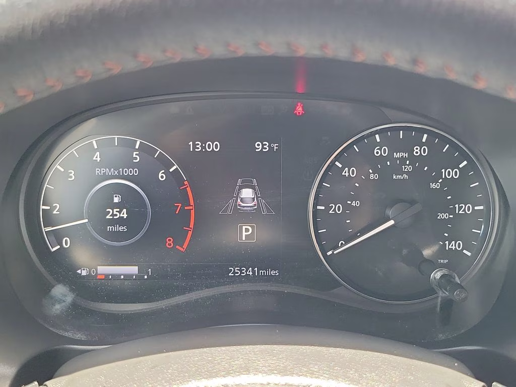 2023 Monarch Orange Metallic/Super Black Nissan Kicks SR FWD SUV
