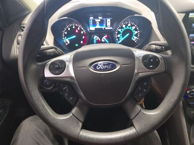 2014 Sterling Gray Metallic Ford Escape SE FWD SUV