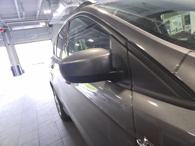 2014 Sterling Gray Metallic Ford Escape SE FWD SUV