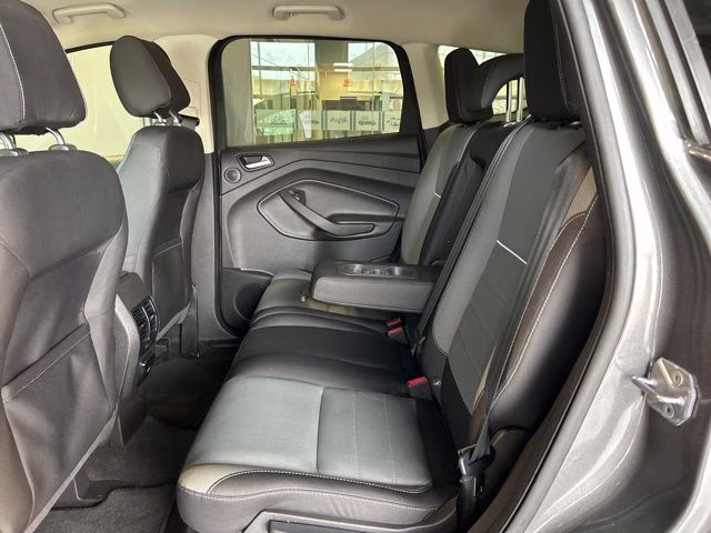 2014 Sterling Gray Metallic Ford Escape SE FWD SUV
