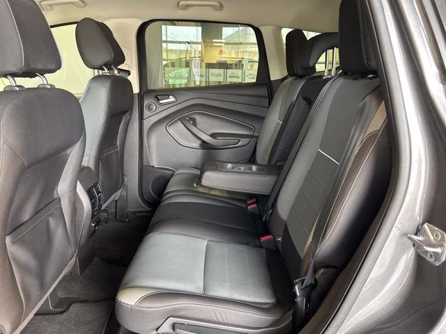 2014 Sterling Gray Metallic Ford Escape SE FWD SUV