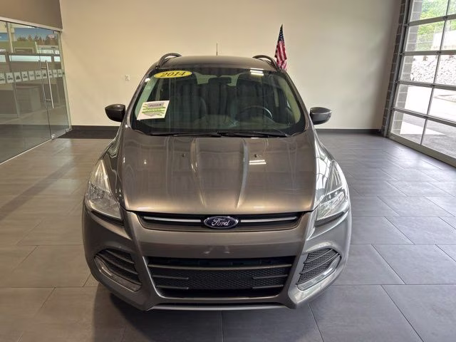 2014 Sterling Gray Metallic Ford Escape SE FWD SUV