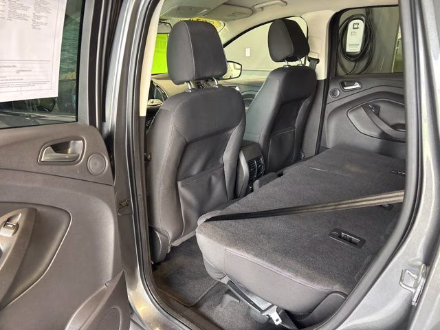 2014 Sterling Gray Metallic Ford Escape SE FWD SUV