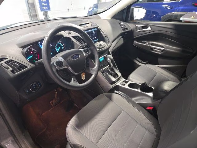 2014 Sterling Gray Metallic Ford Escape SE FWD SUV