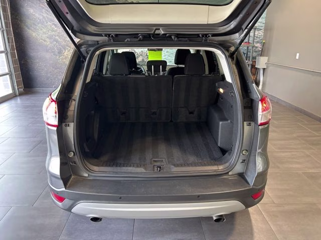 2014 Sterling Gray Metallic Ford Escape SE FWD SUV