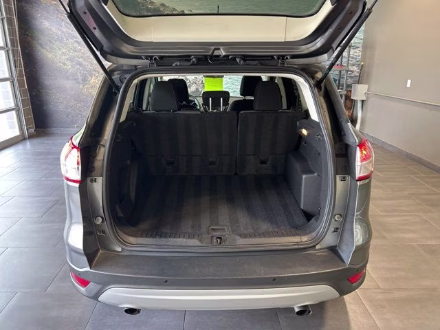 2014 Sterling Gray Metallic Ford Escape SE FWD SUV