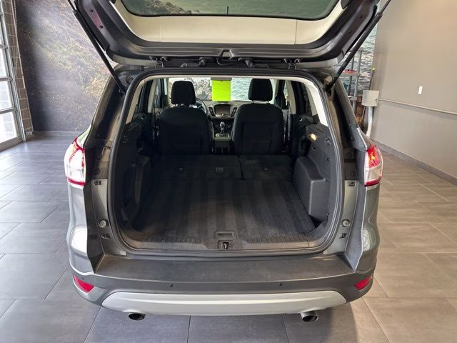 2014 Sterling Gray Metallic Ford Escape SE FWD SUV