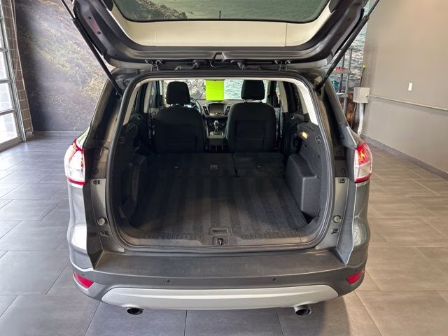 2014 Sterling Gray Metallic Ford Escape SE FWD SUV