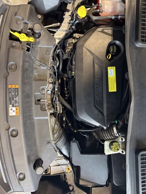 2014 Sterling Gray Metallic Ford Escape SE FWD SUV