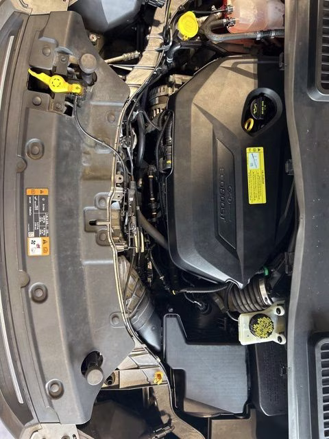 2014 Sterling Gray Metallic Ford Escape SE FWD SUV