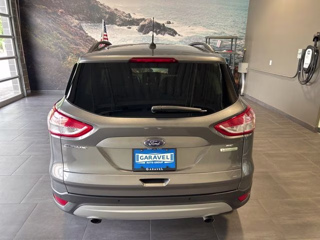 2014 Sterling Gray Metallic Ford Escape SE FWD SUV