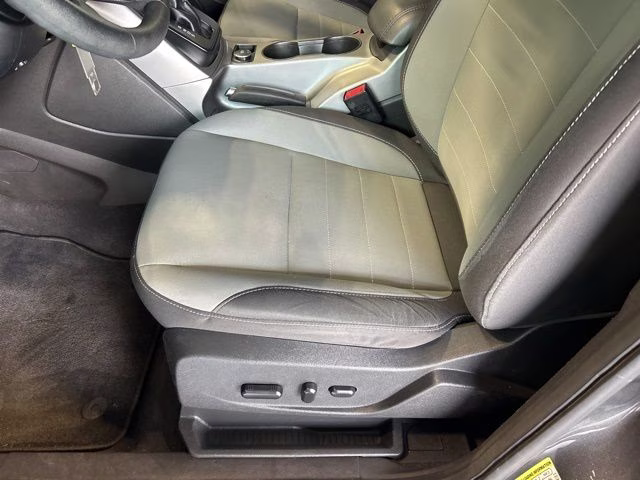2014 Sterling Gray Metallic Ford Escape SE FWD SUV