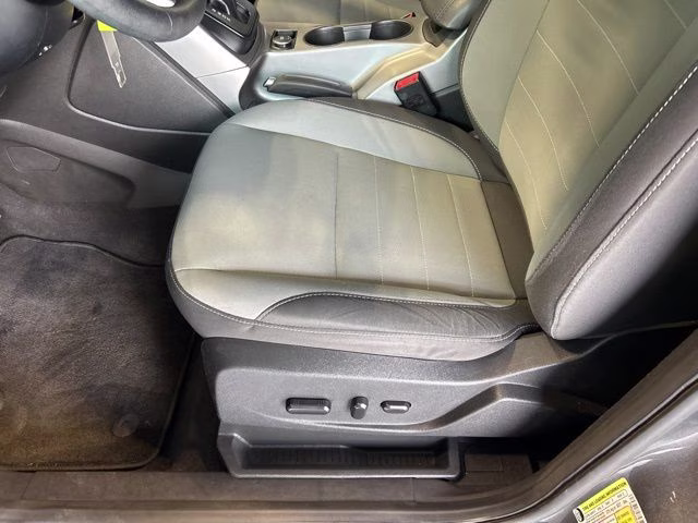 2014 Sterling Gray Metallic Ford Escape SE FWD SUV