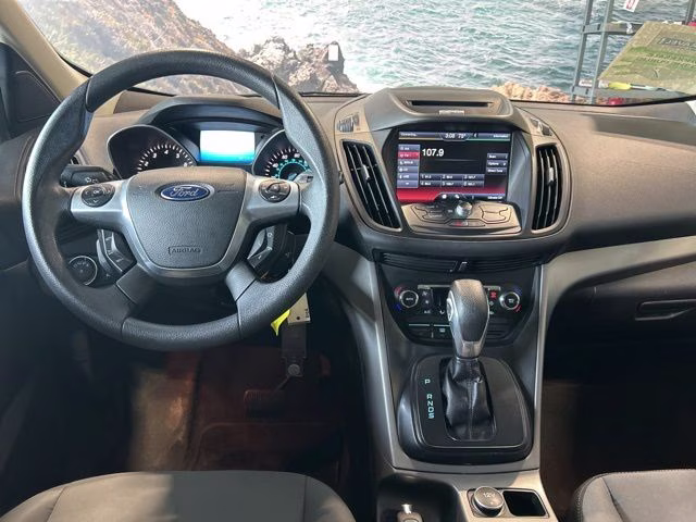 2014 Sterling Gray Metallic Ford Escape SE FWD SUV