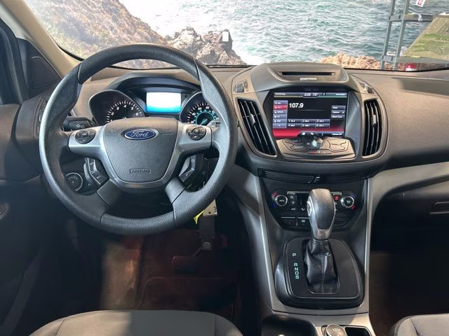 2014 Sterling Gray Metallic Ford Escape SE FWD SUV