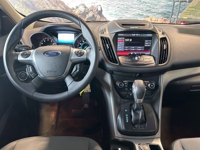 2014 Sterling Gray Metallic Ford Escape SE FWD SUV
