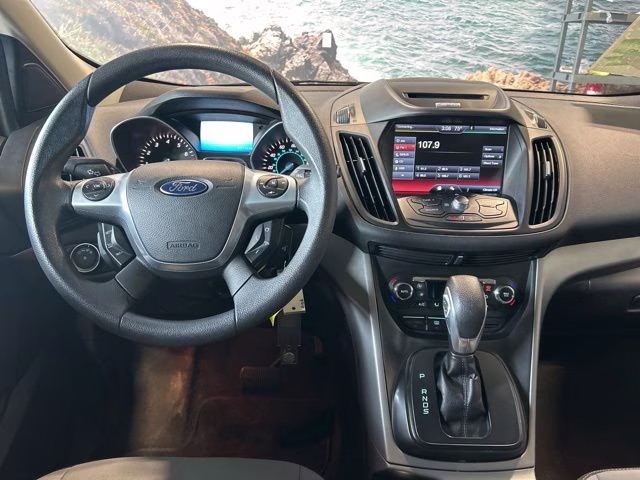 2014 Sterling Gray Metallic Ford Escape SE FWD SUV