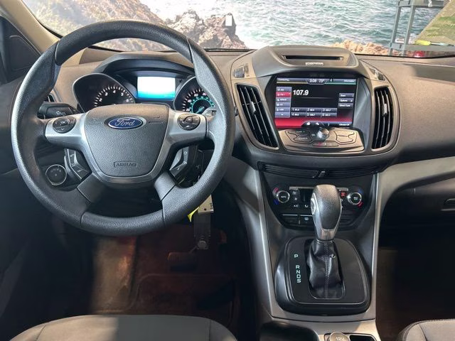 2014 Sterling Gray Metallic Ford Escape SE FWD SUV