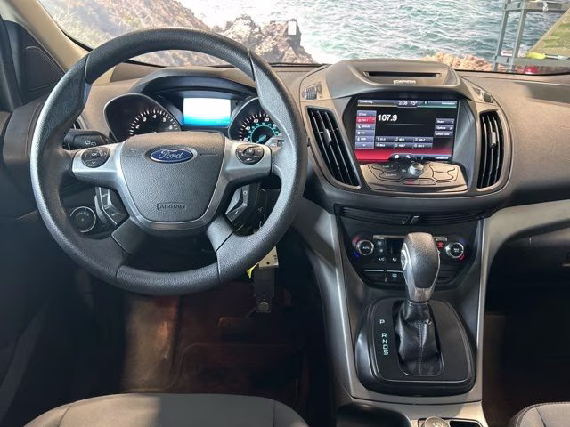 2014 Sterling Gray Metallic Ford Escape SE FWD SUV