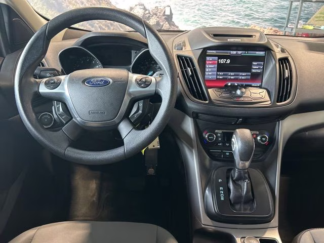 2014 Sterling Gray Metallic Ford Escape SE FWD SUV