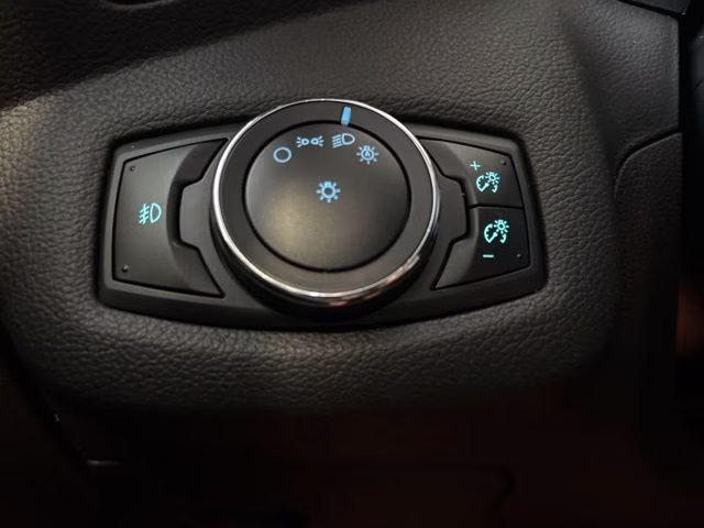 2014 Sterling Gray Metallic Ford Escape SE FWD SUV