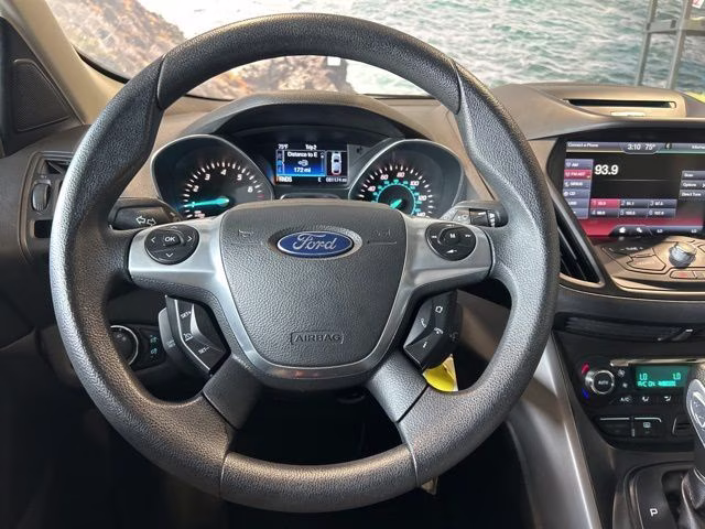 2014 Sterling Gray Metallic Ford Escape SE FWD SUV