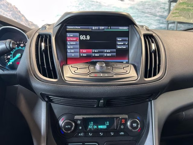 2014 Sterling Gray Metallic Ford Escape SE FWD SUV