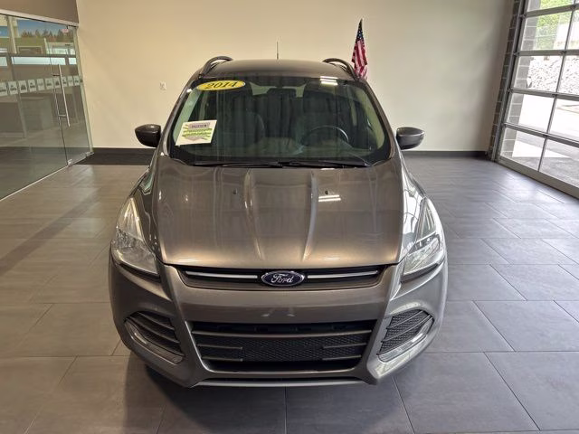2014 Sterling Gray Metallic Ford Escape SE FWD SUV