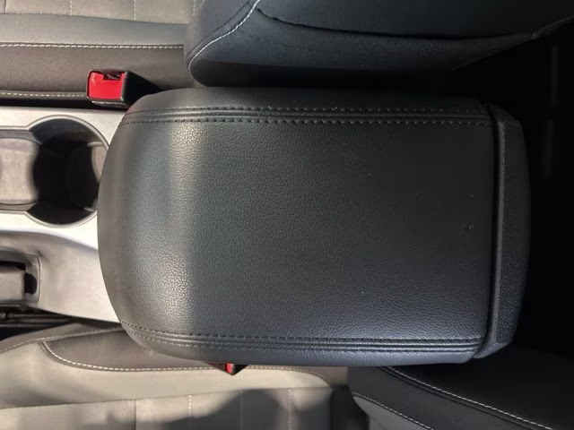 2014 Sterling Gray Metallic Ford Escape SE FWD SUV