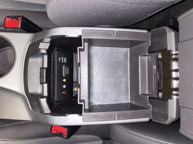2014 Sterling Gray Metallic Ford Escape SE FWD SUV