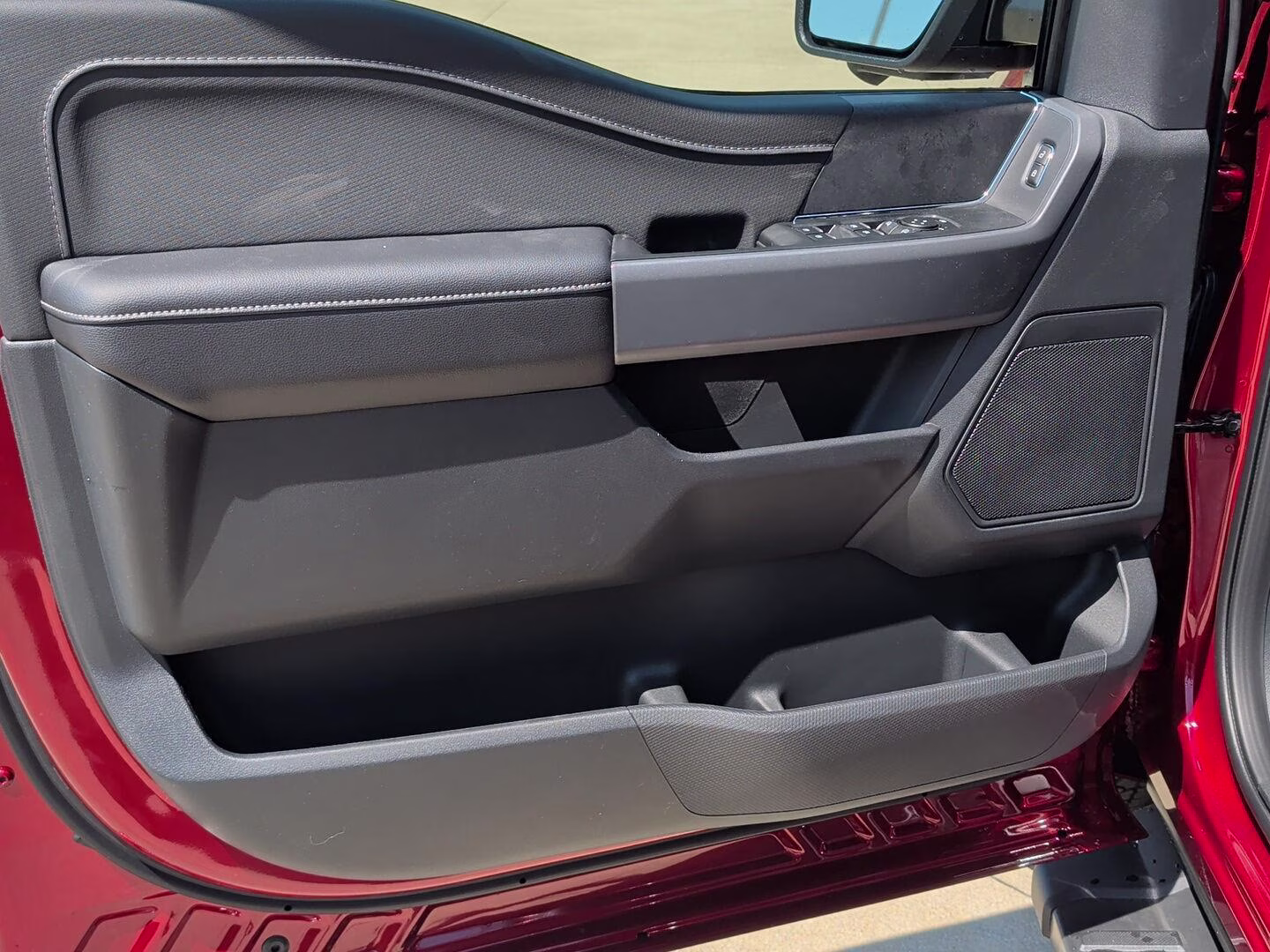 2026 Ruby Red Metallic Tinted Clearcoat Ford F-150 XLT 4X4 Truck
