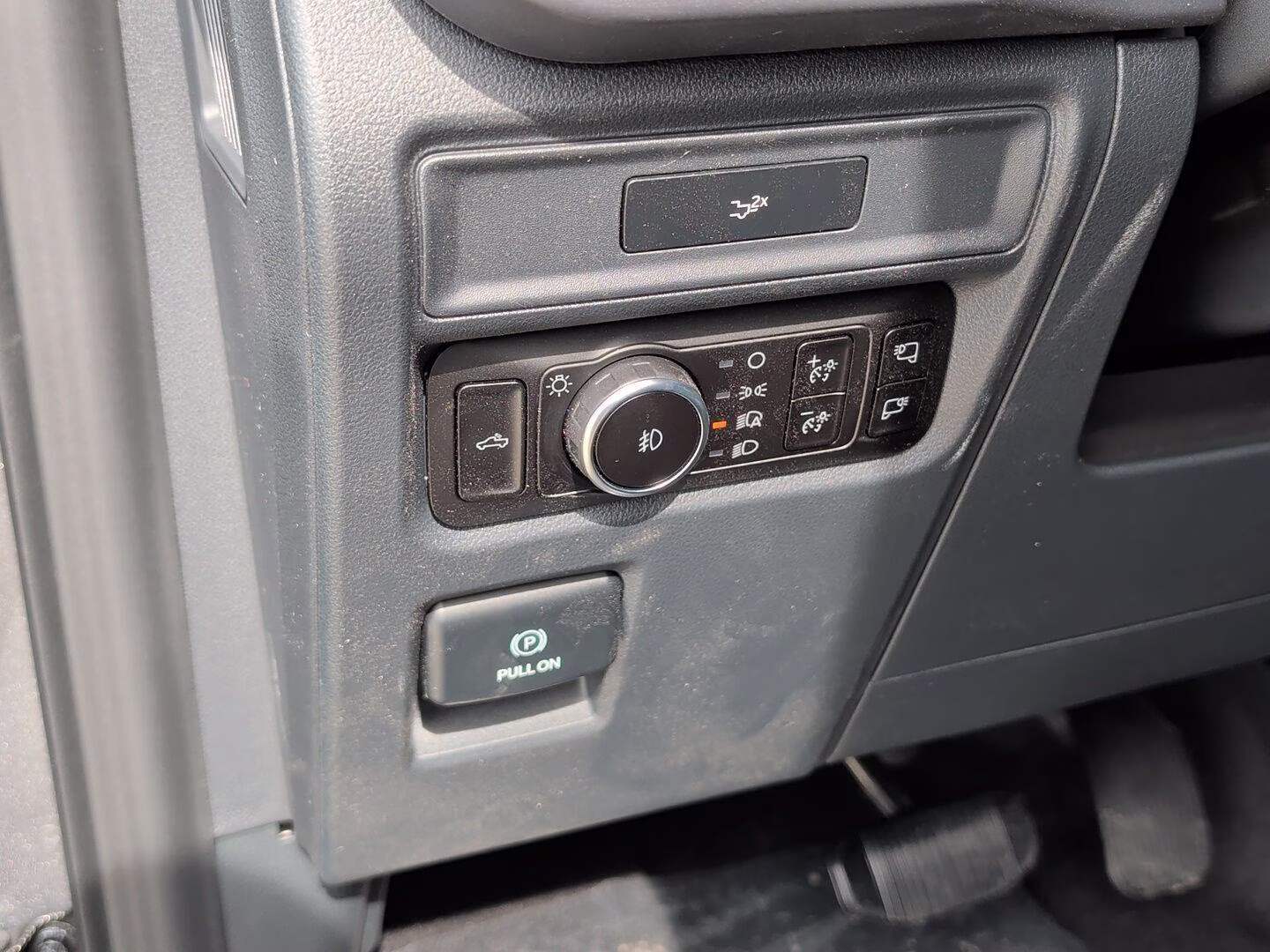2026 Carbonized Gray Ford F-150 XLT 4X4 Truck
